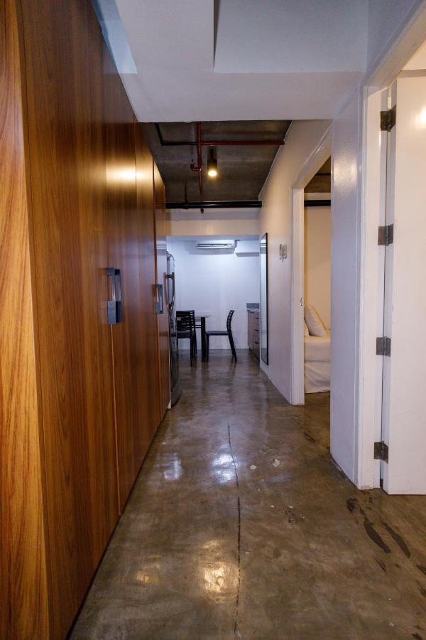 5880 Enriquez Residences Manila Exteriör bild