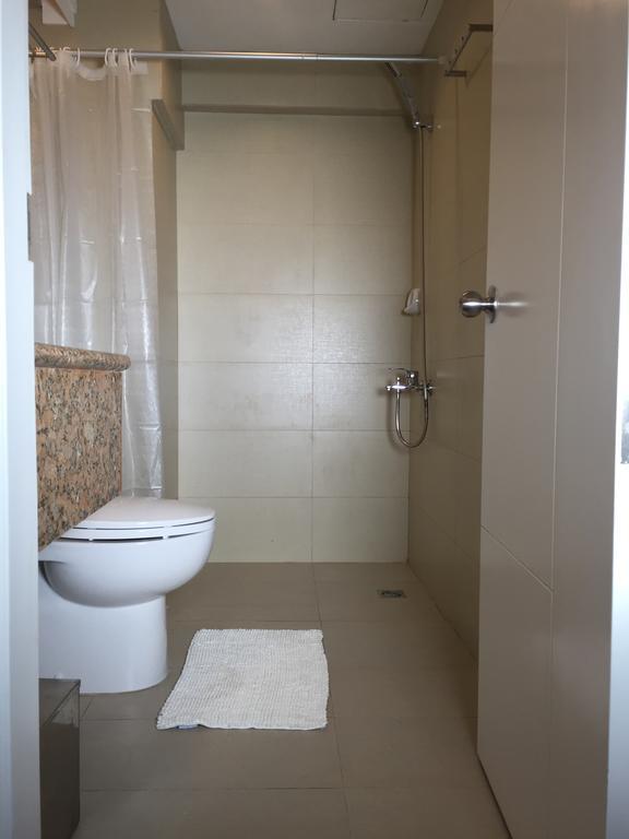5880 Enriquez Residences Manila Rum bild
