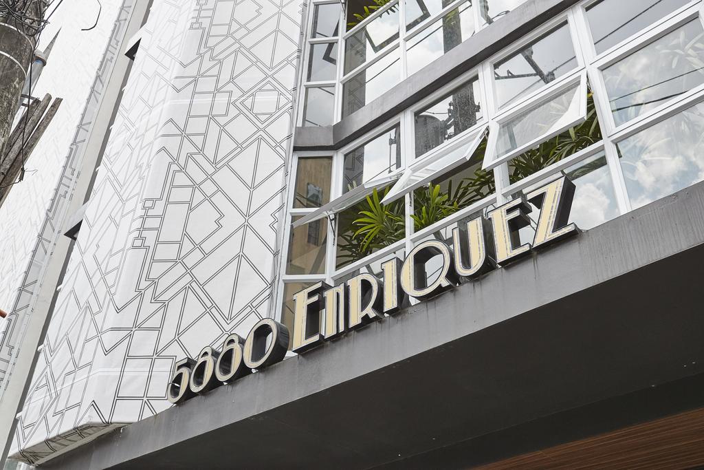 5880 Enriquez Residences Manila Exteriör bild